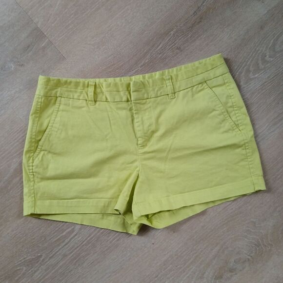 GAP Booty Shorts Khaki's City 3" Urban Neon Yellow/Green 80's Flat Front Size 8 - Picture 6 of 8